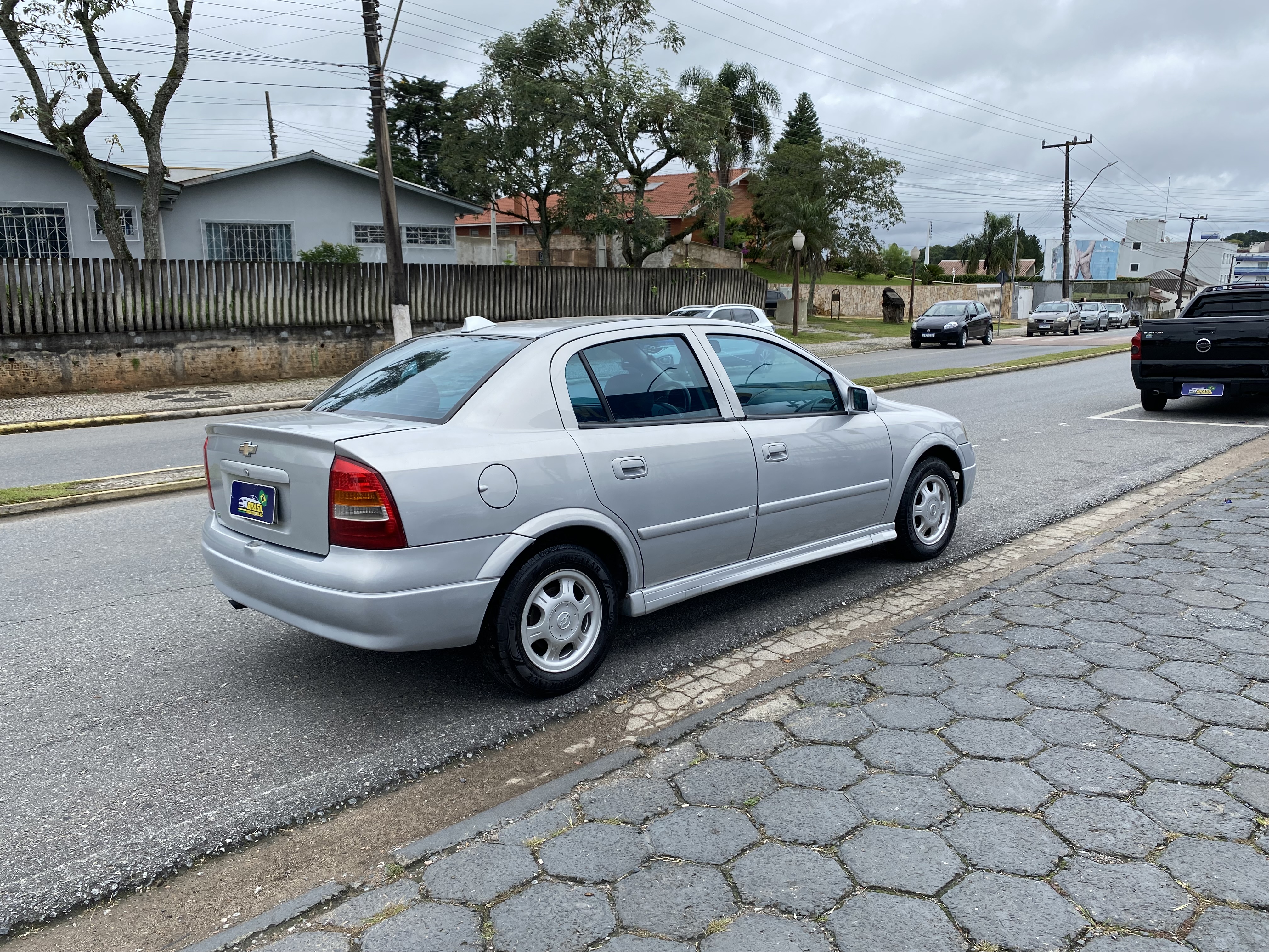 Astra Sedan Gl