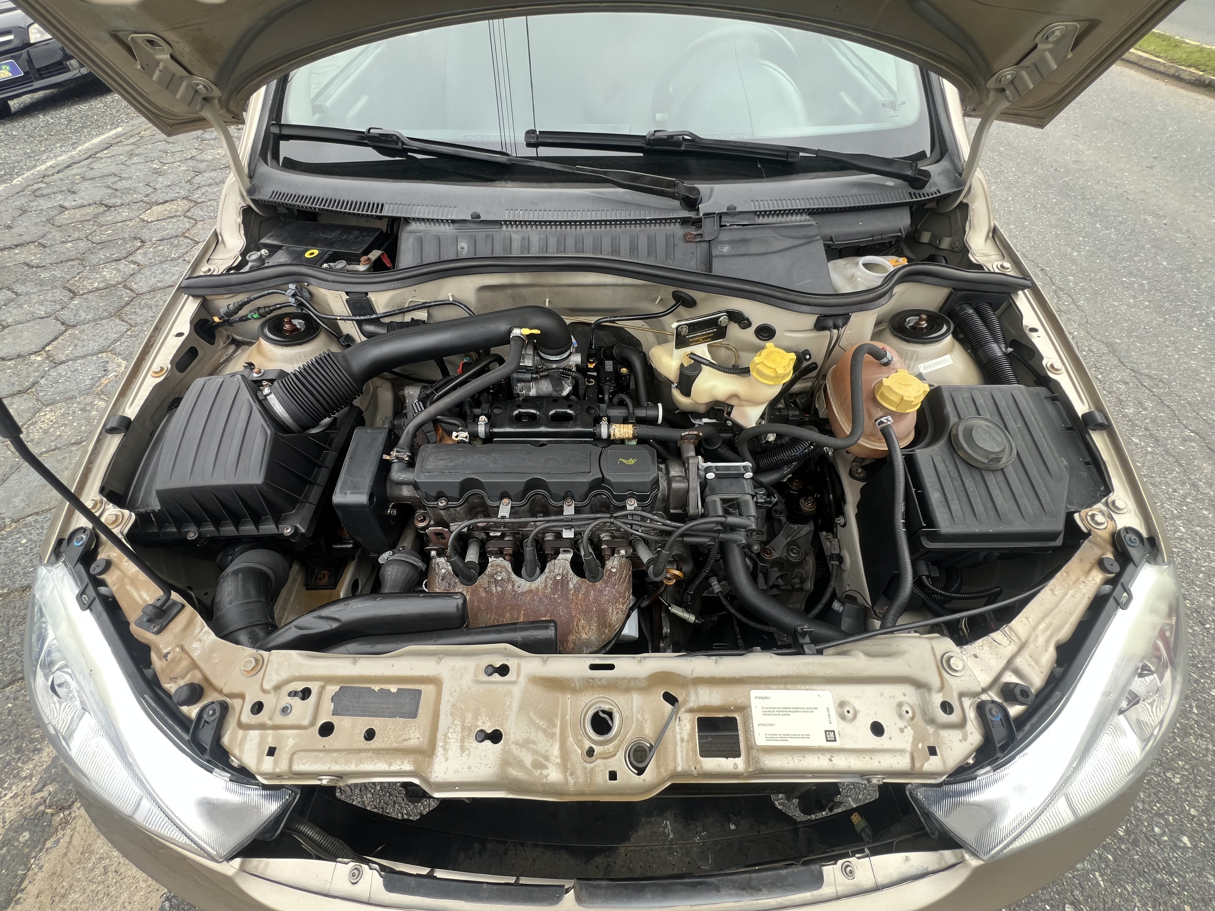 Corsa Hatch 1.0