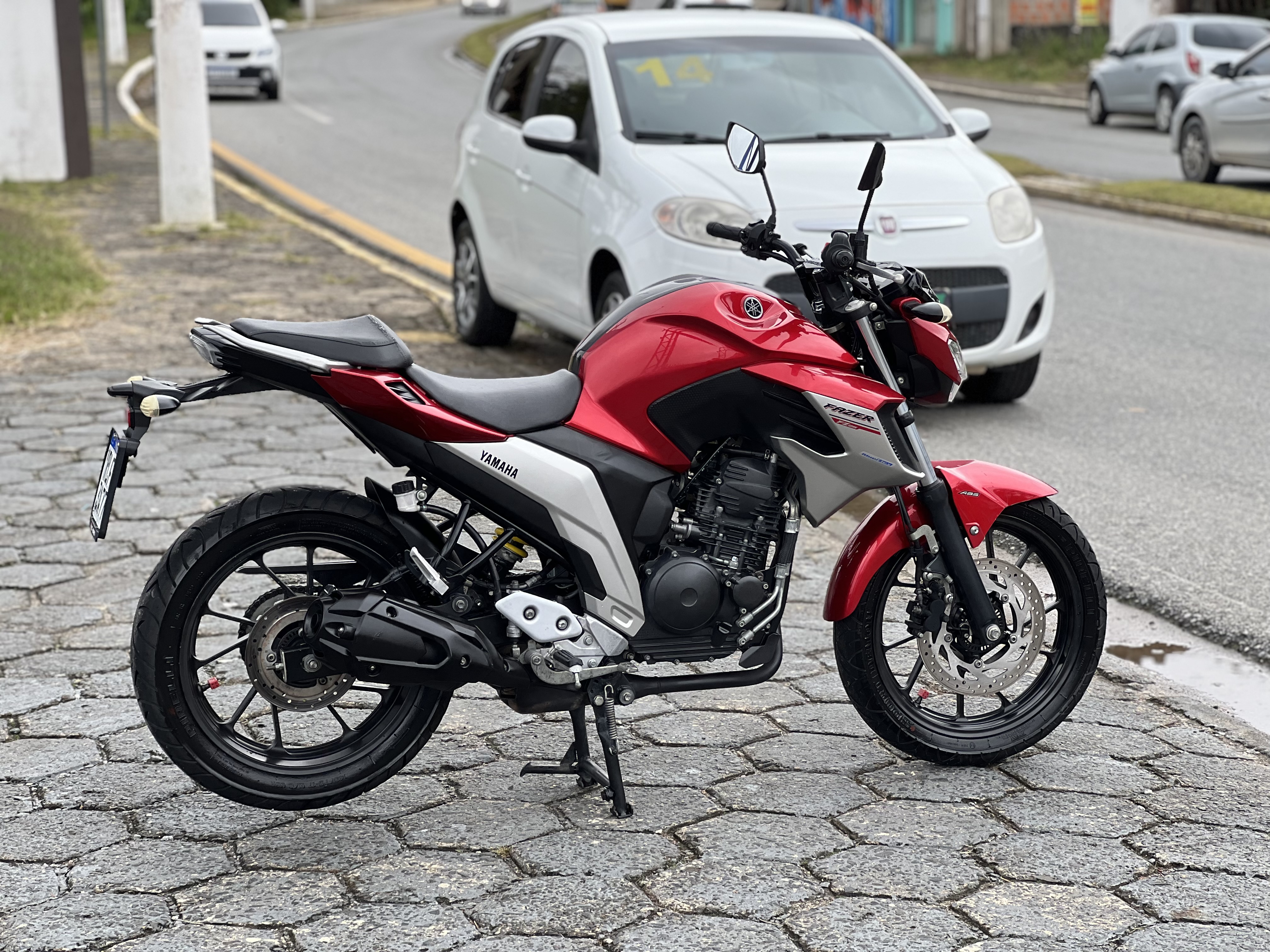 Fazer 250 Abs