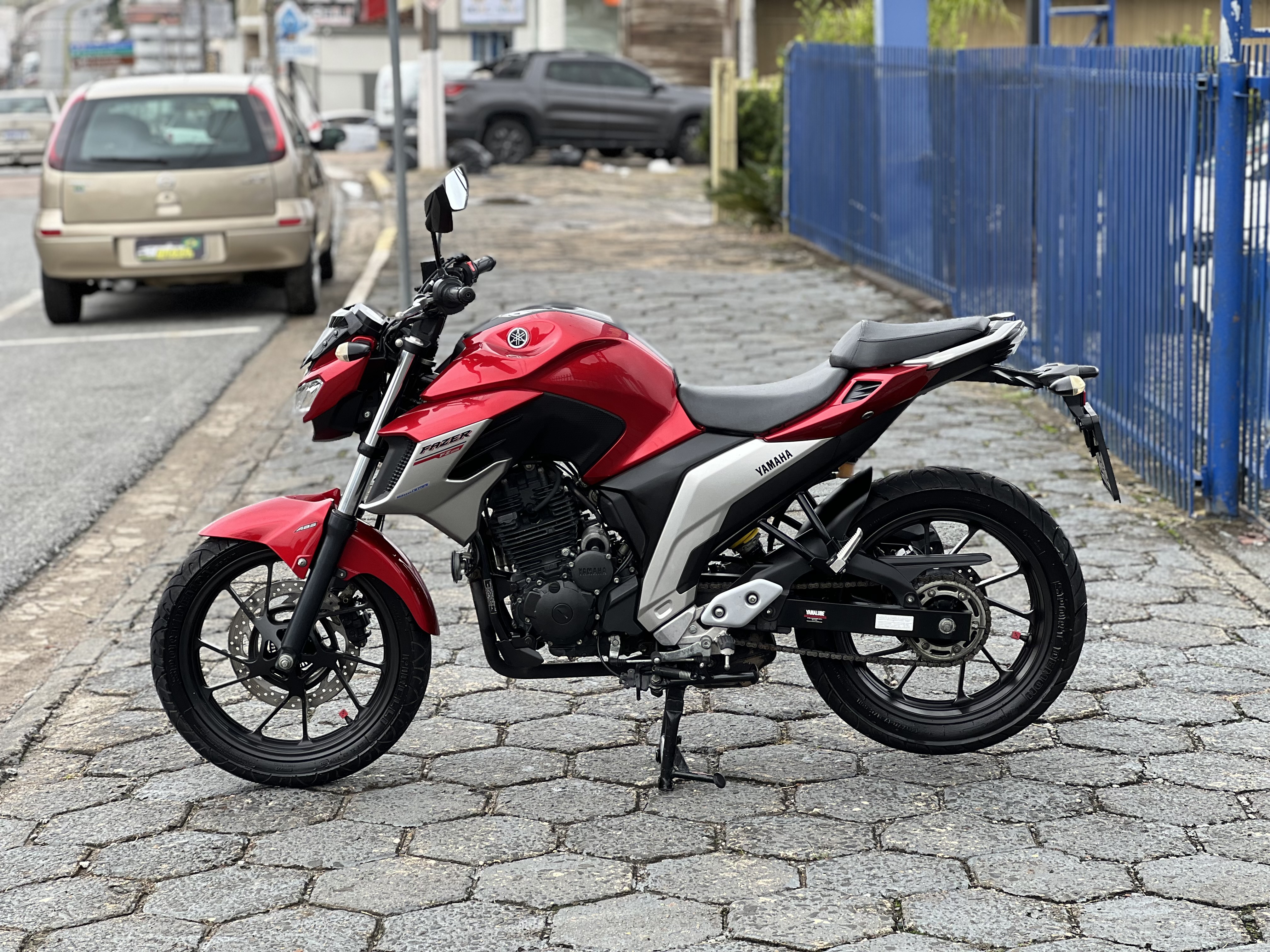 Fazer 250 Abs