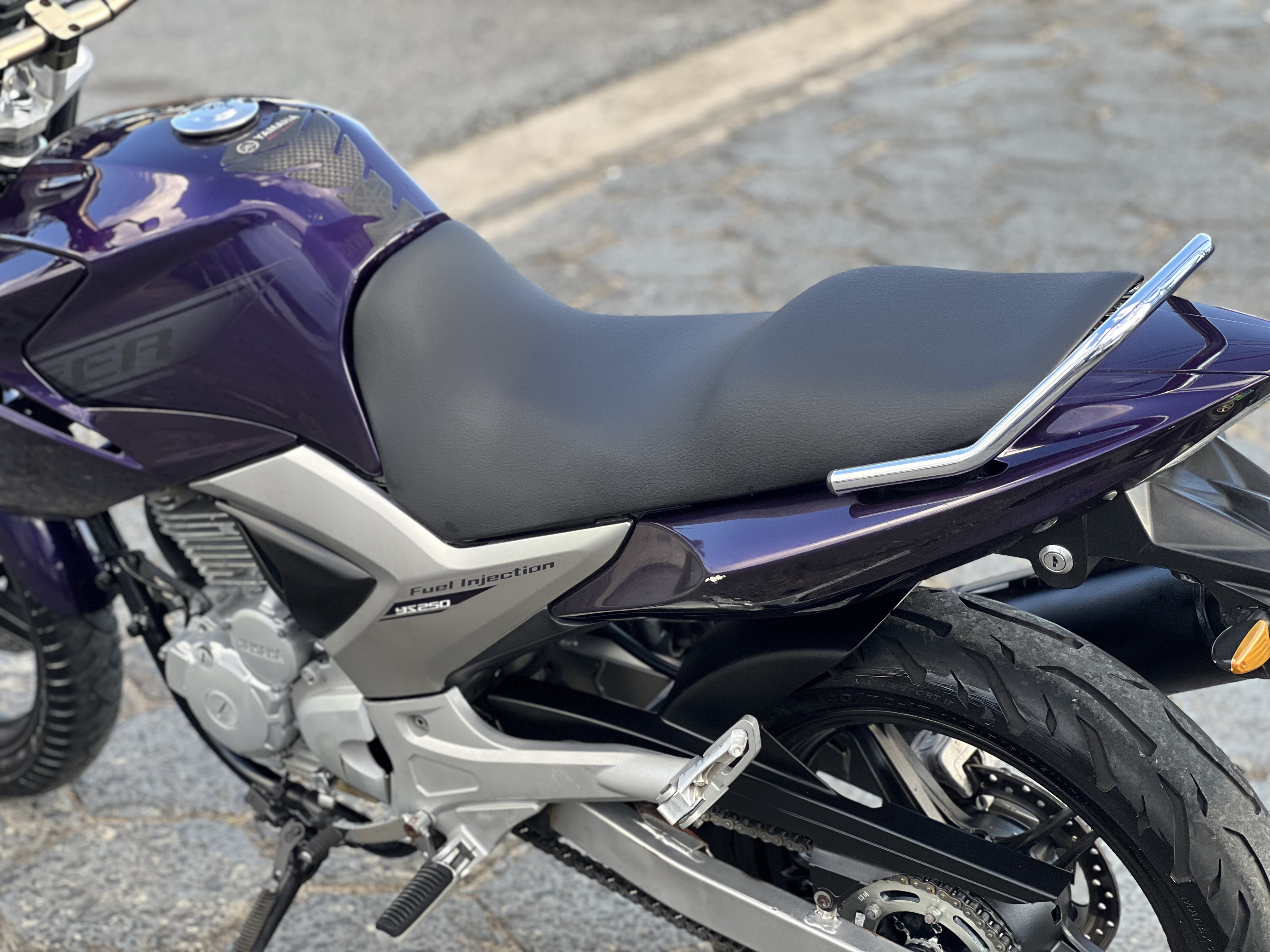 Fazer 250